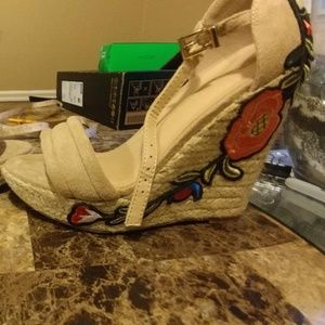 Wild Diva Lounge Embroidered Platform Espadrille